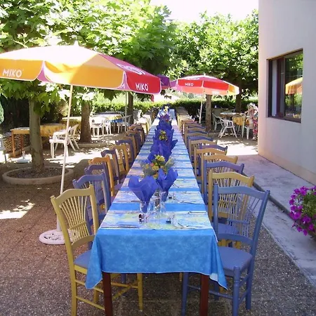 Hotel Clair 2*