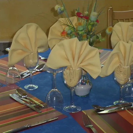 Clair Hotel 2*