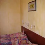 Hotel Clair 2*